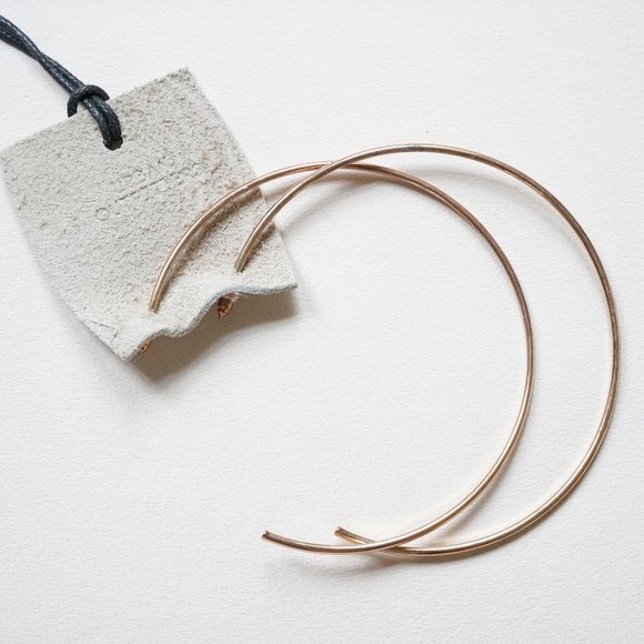 Urban Outfitters Lou Mega Hoop Earrings Rose Gold - Picture 3 of 4